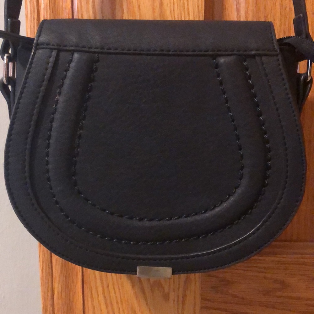 Charming Charlie Navy Blue Shoulder Bag - Picture 2 of 9